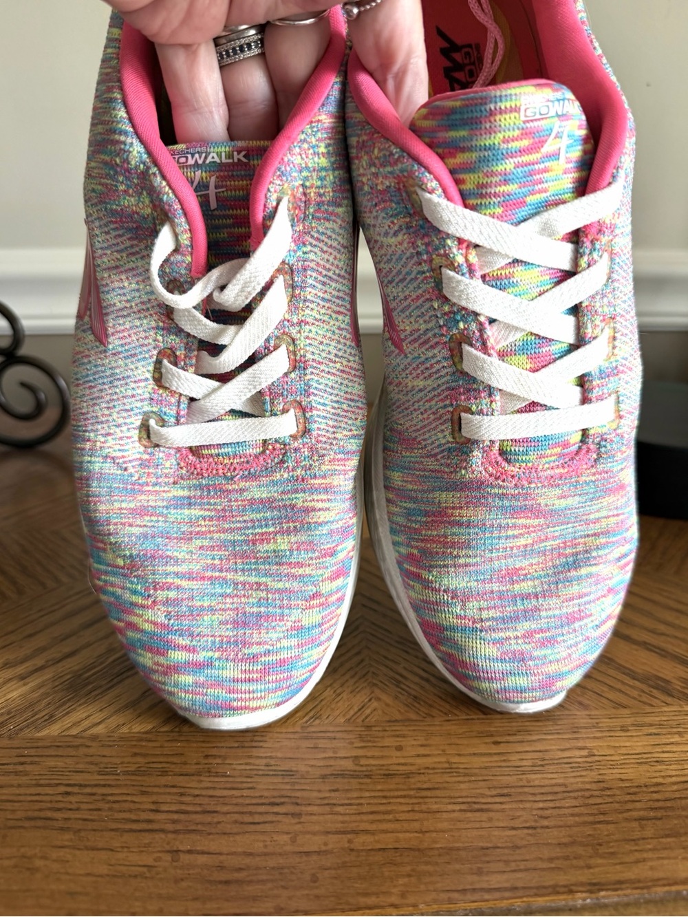 Skechers Sz 9 Go Walk 4 Cherish sneakers knit upper in space-dye pastels - Picture 5 of 9